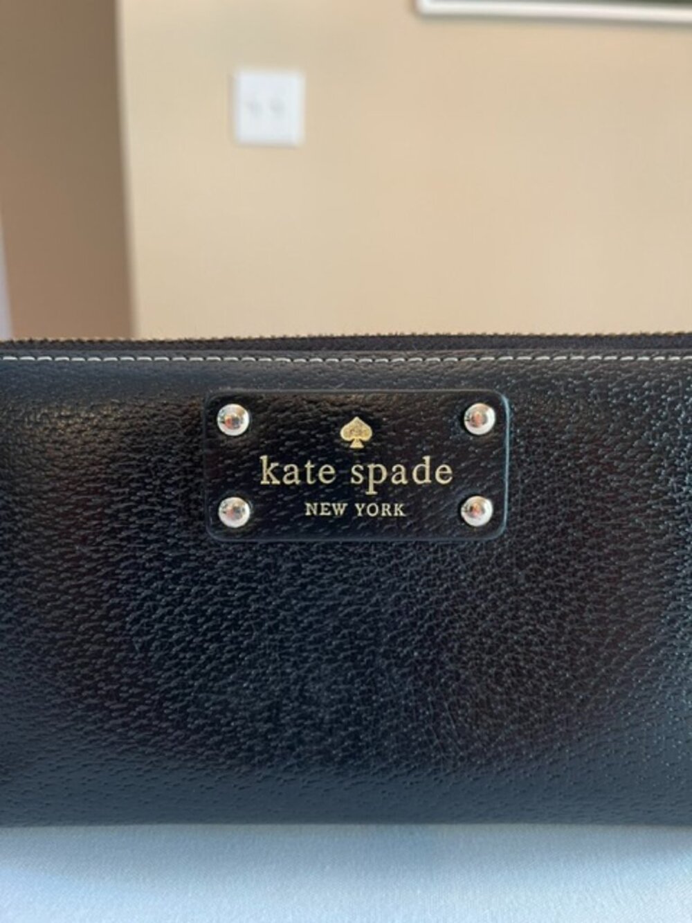 KATE SPADE | Neda Wellesley Black Pebbled Leather Zip Around Clutch Wallet-EUC - Picture 2 of 13